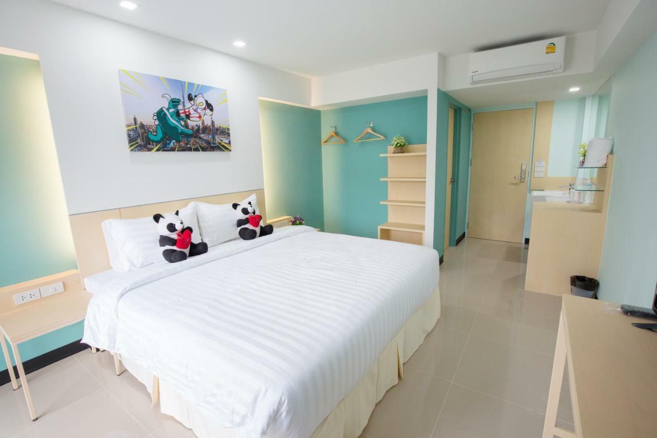 Lucky Panda Hotel Chiang Mai Esterno foto