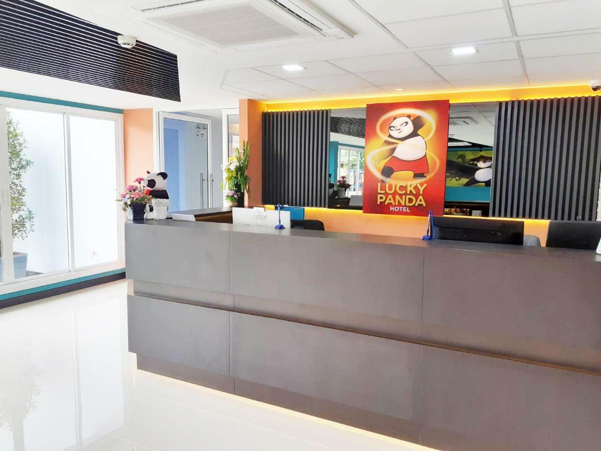 Lucky Panda Hotel Chiang Mai Esterno foto